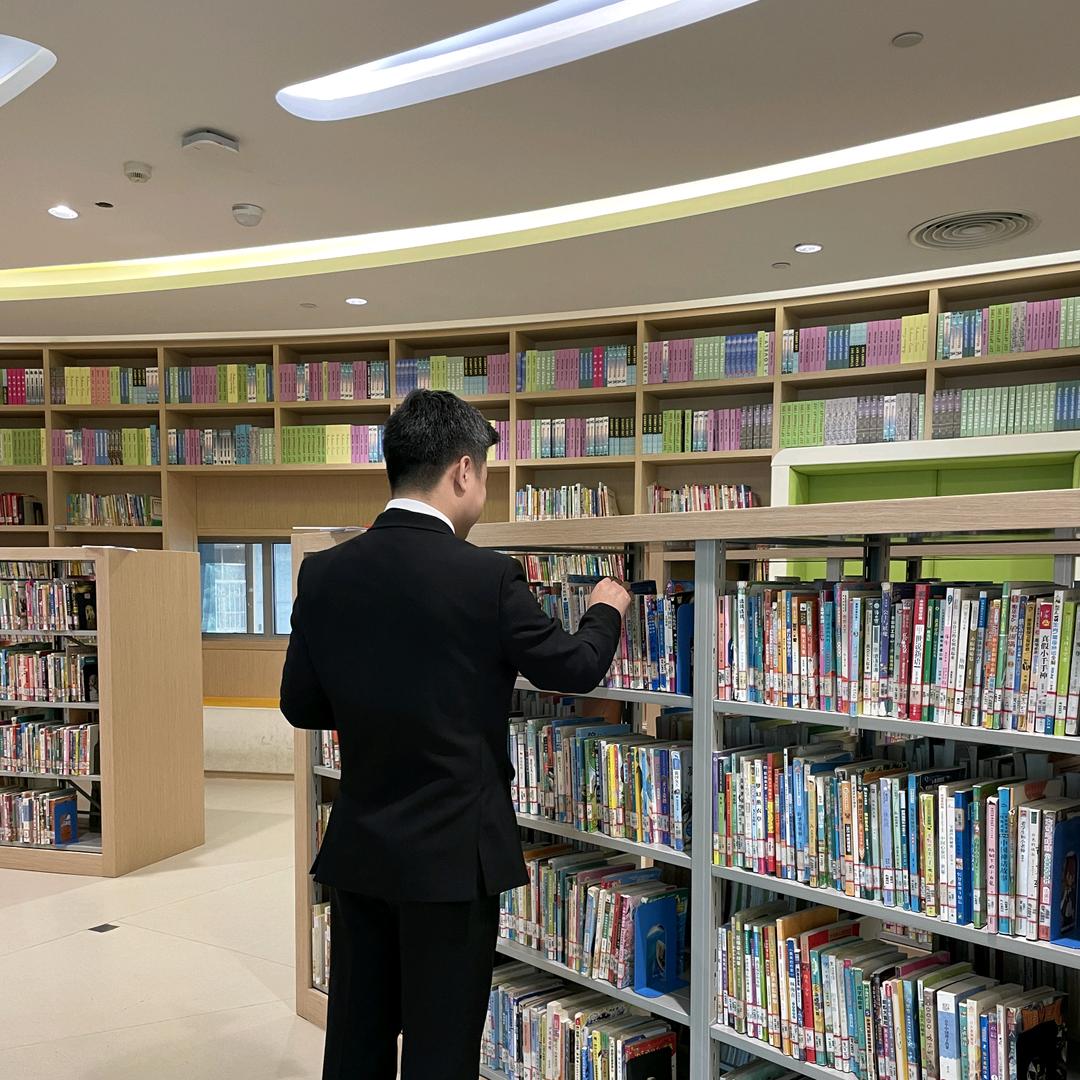 文先生