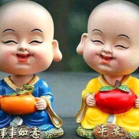 英子