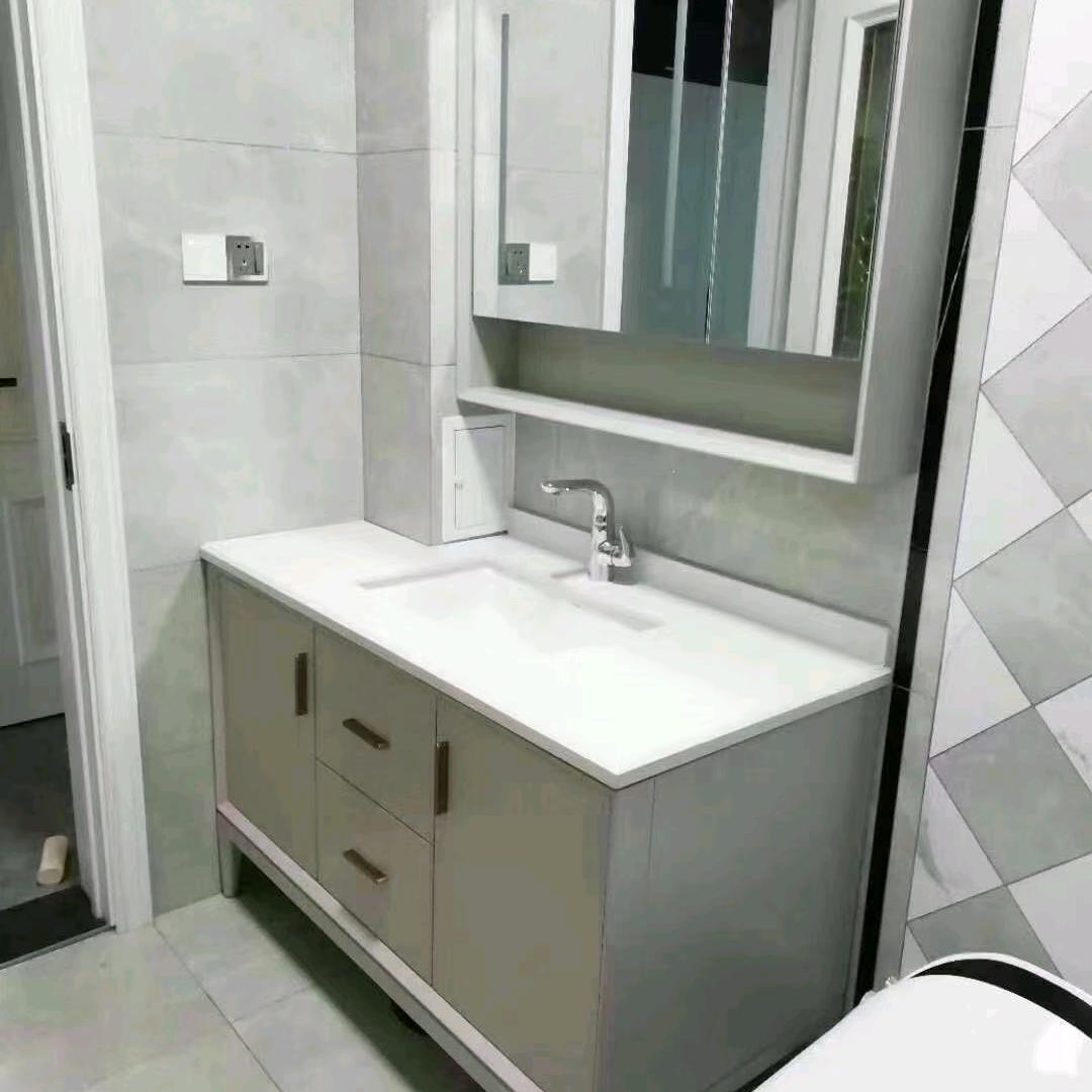 西安白大姐阳台柜