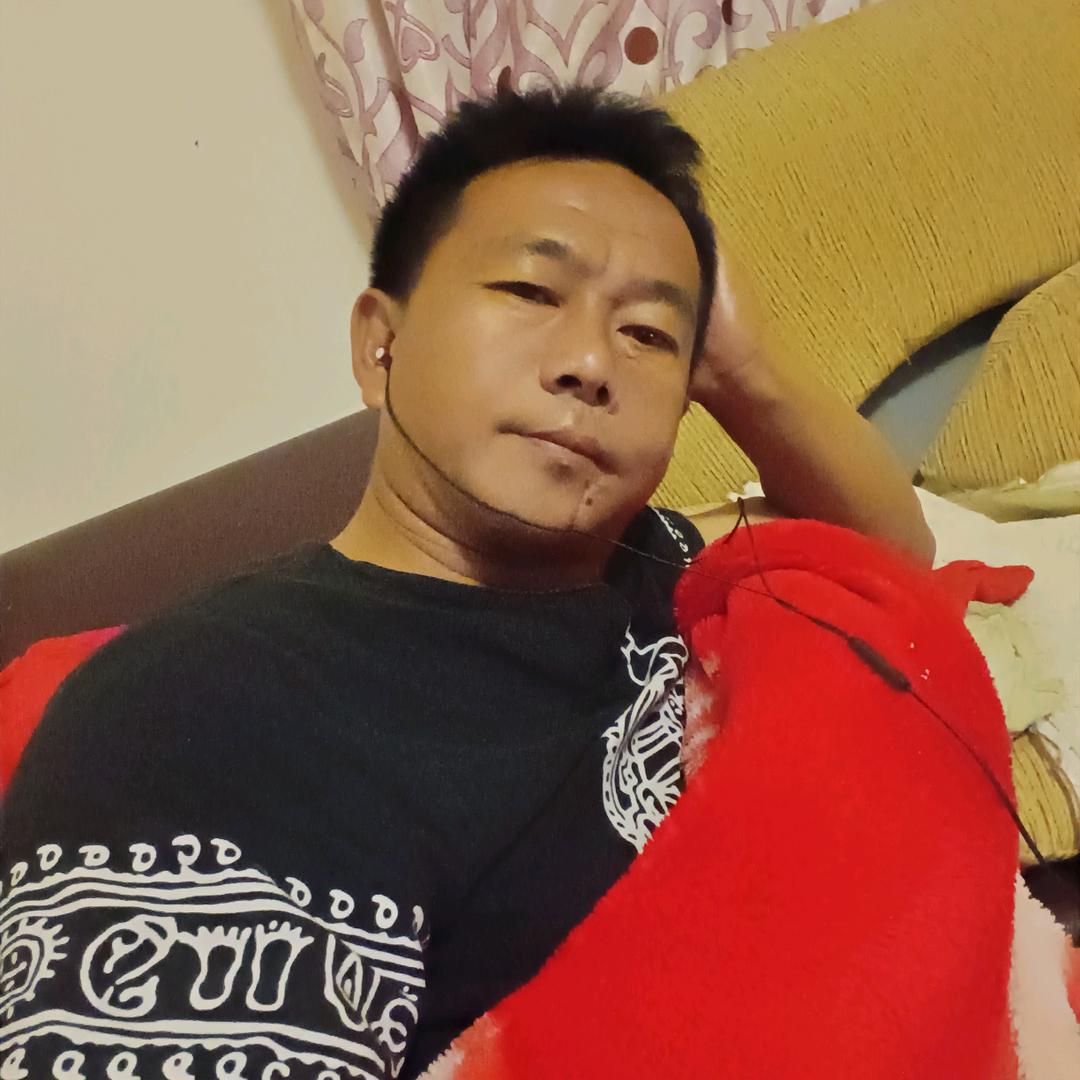 李波