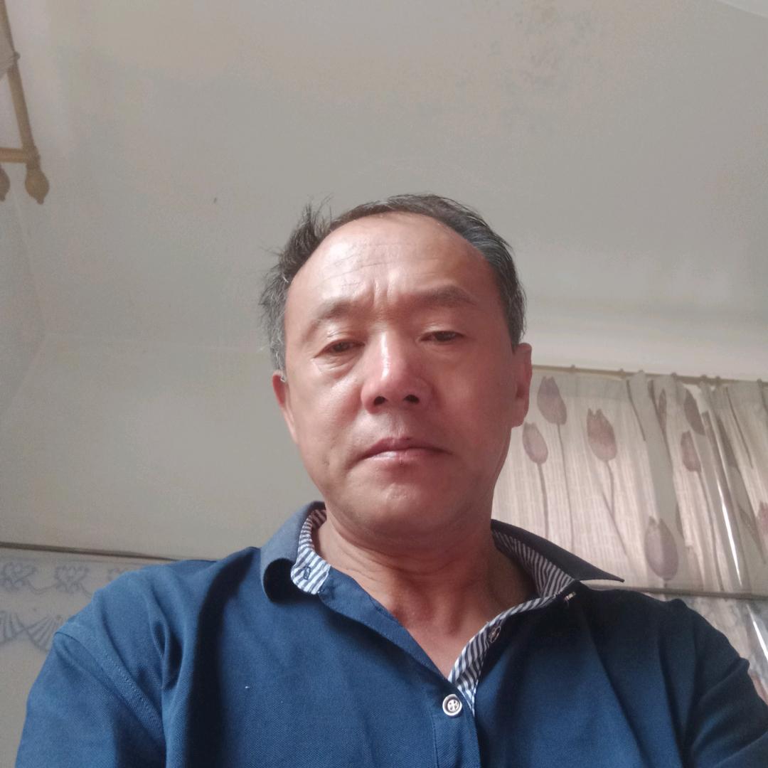 何光伦