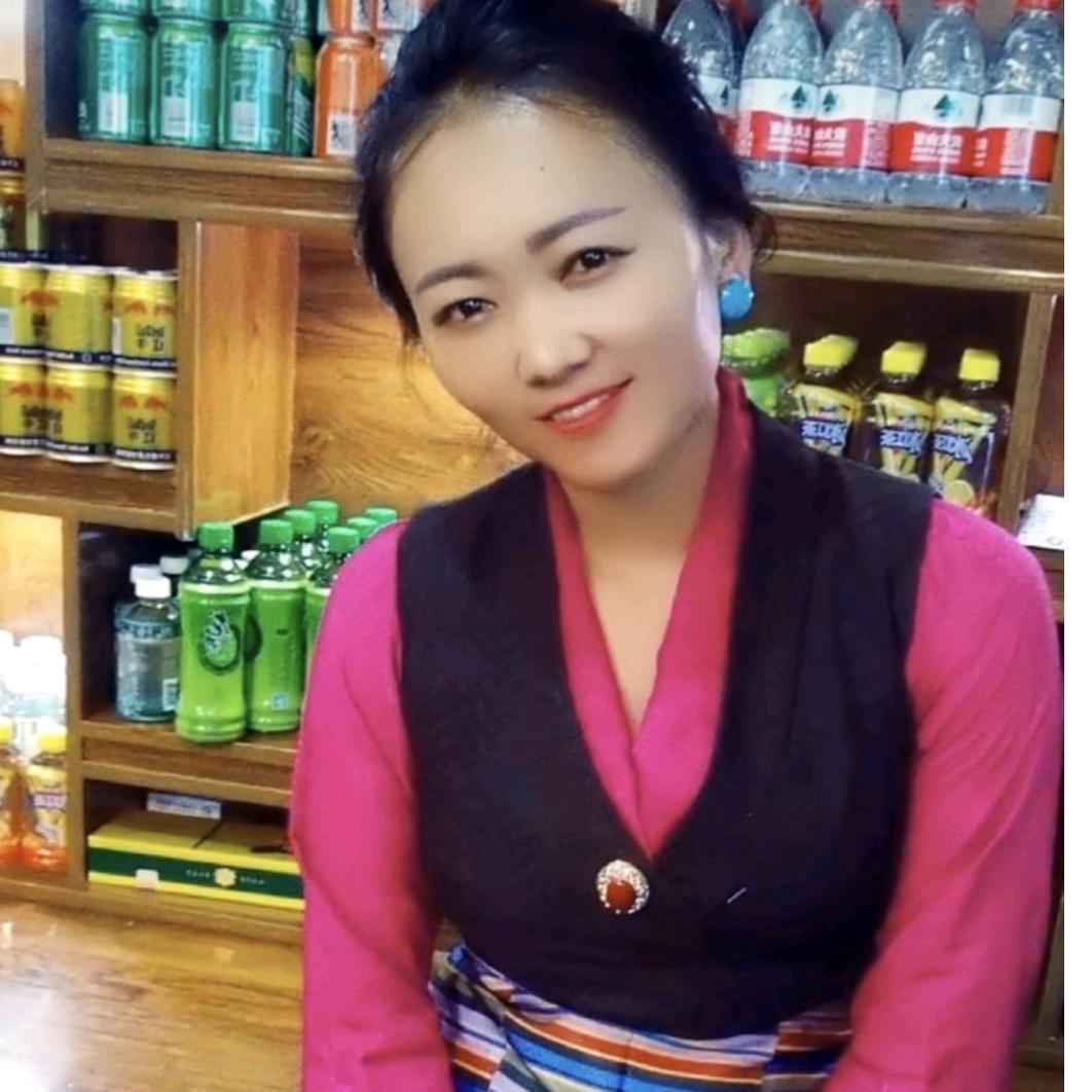 雪山阿佳