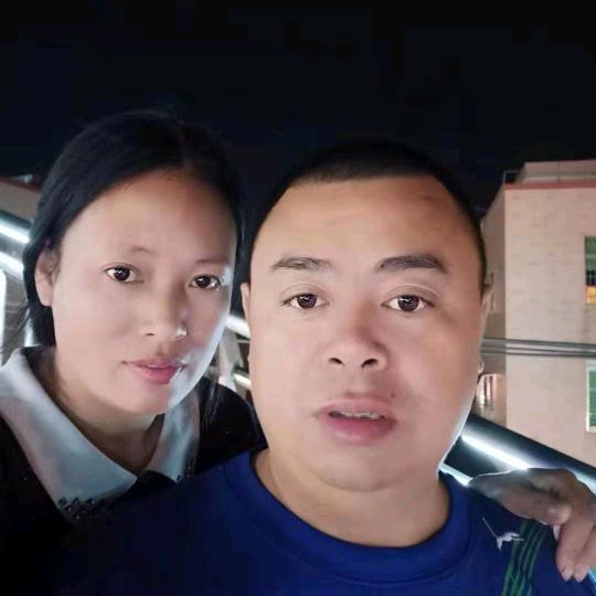 青松跑车六米八，冷藏双驾