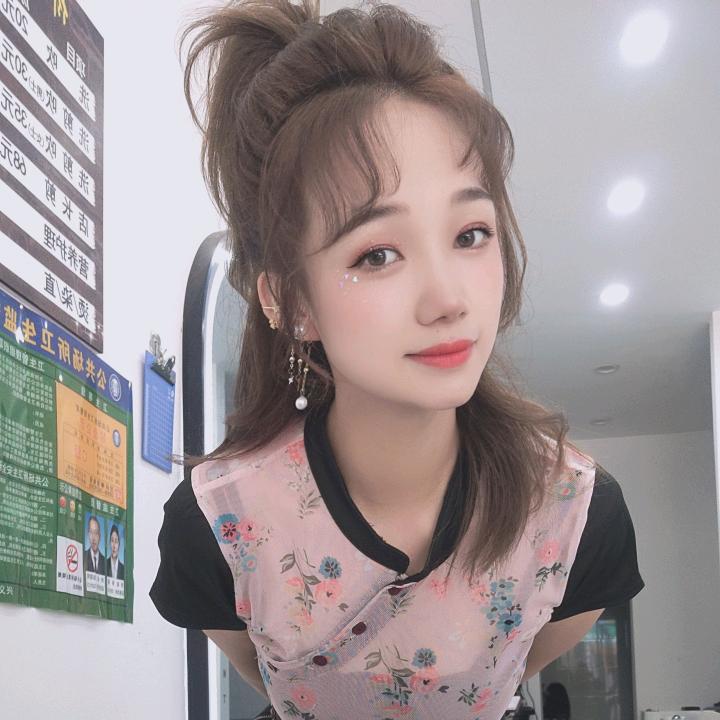 耐思美发 网 红 店