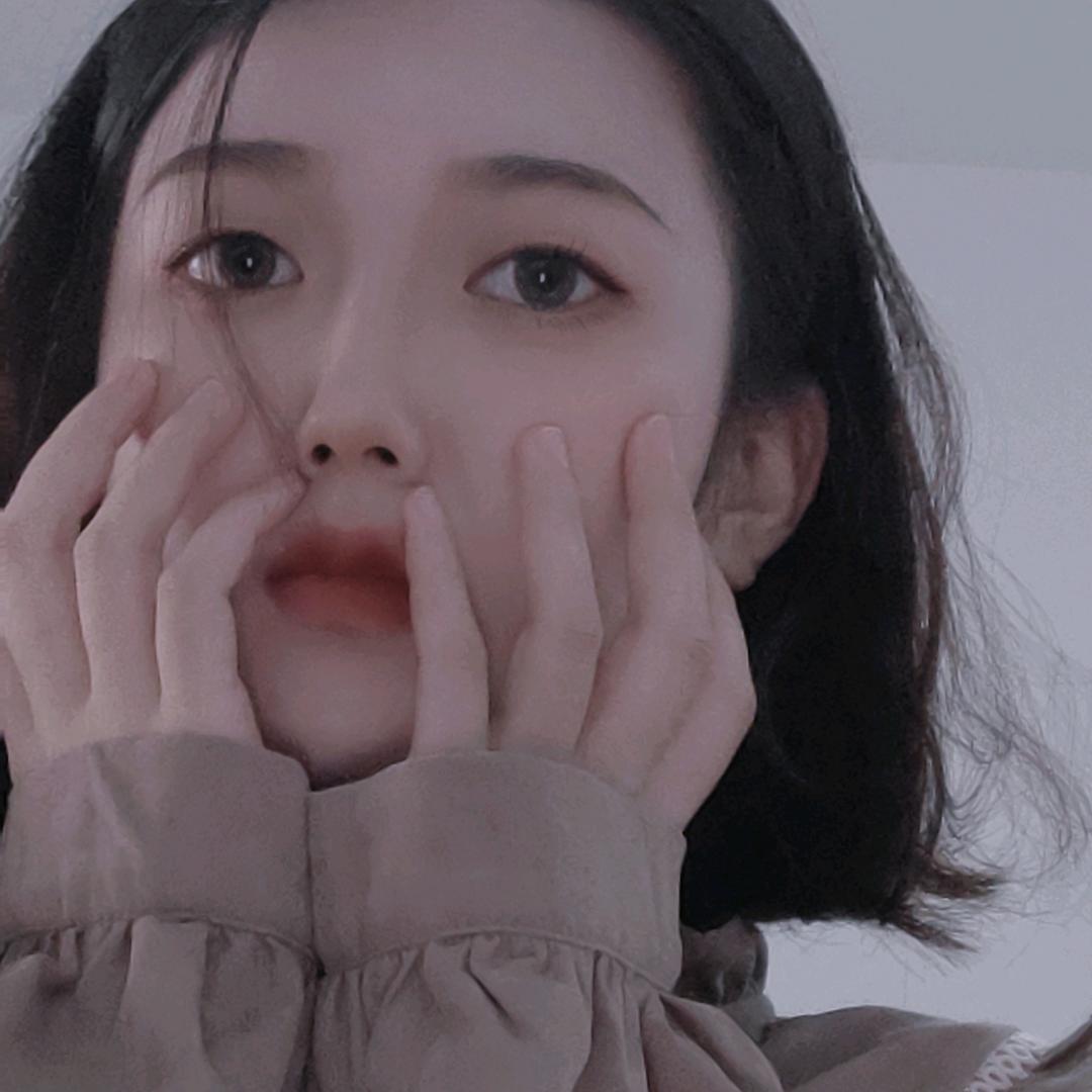 VV今天睡醒了吗