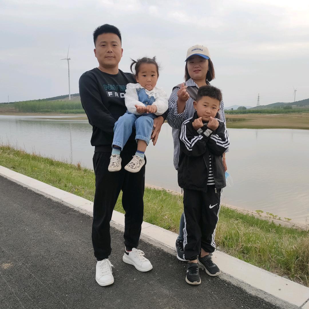 台儿庄 小刀电动车