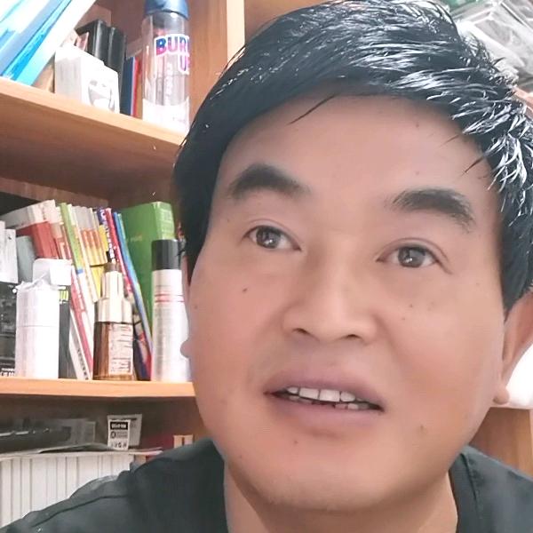 覃遵明
