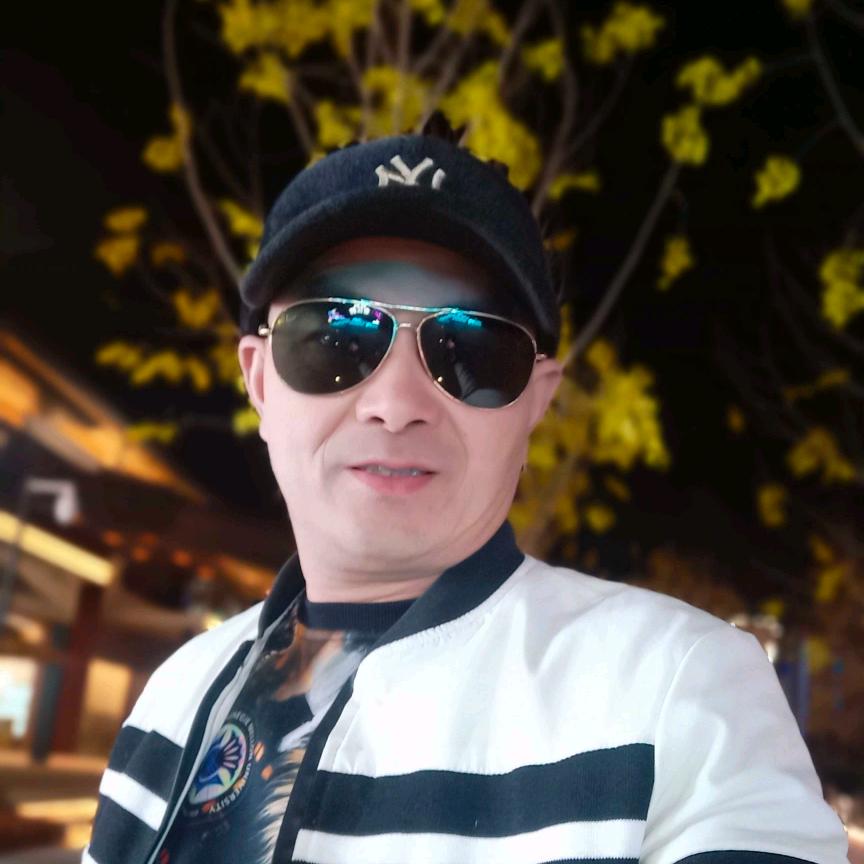 阿勇~火爆产品(专注护肤号)