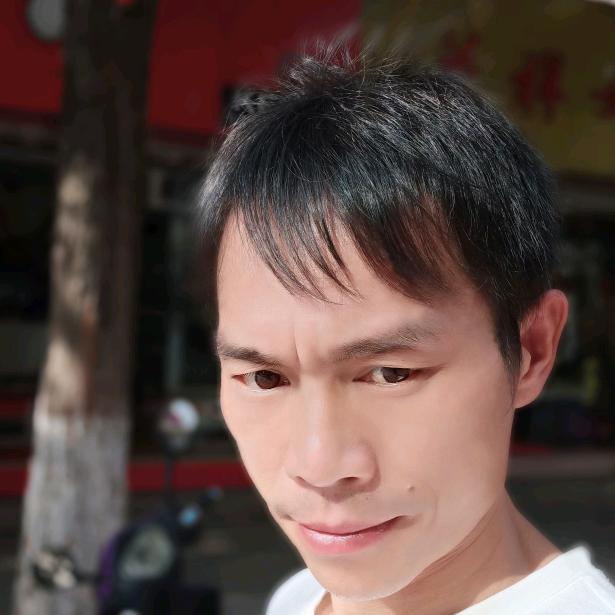 友不在多，贵在风雨同行