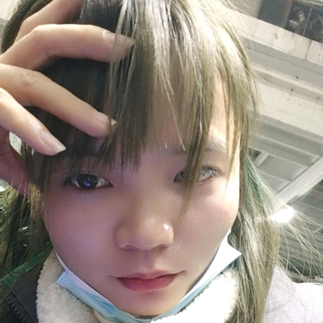 小妞