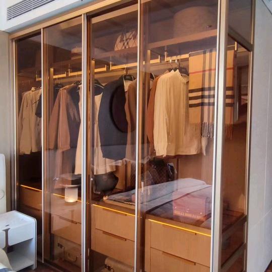 时代在洗牌，只做洗牌者。