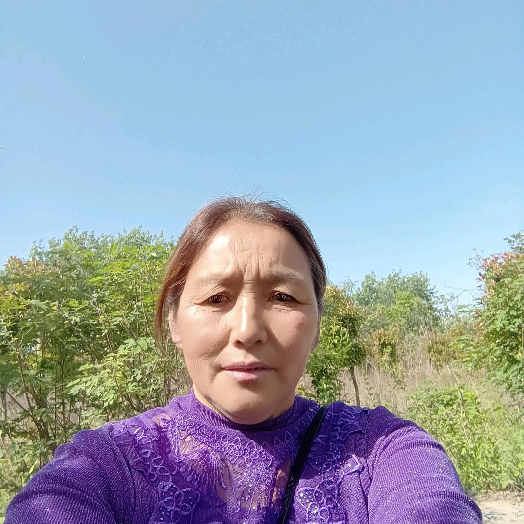 刘姐小号（大号同名早上7点30分开播）