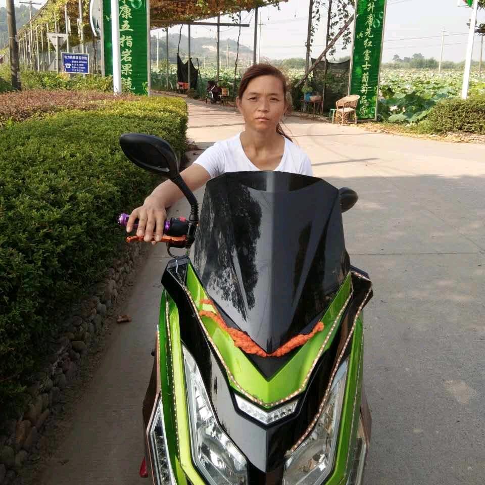 黄