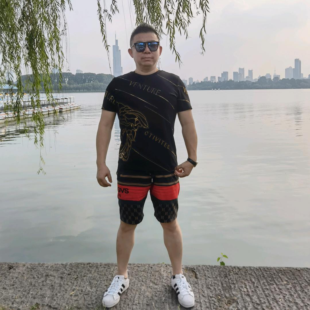 罗成