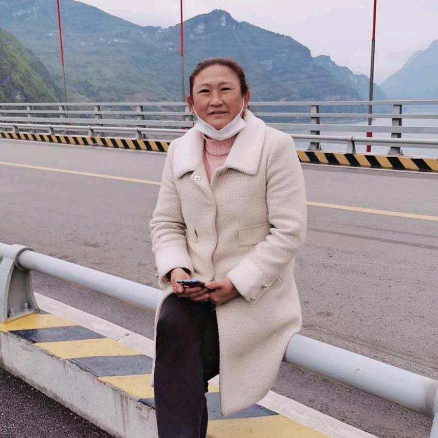 绿叶茹茗
