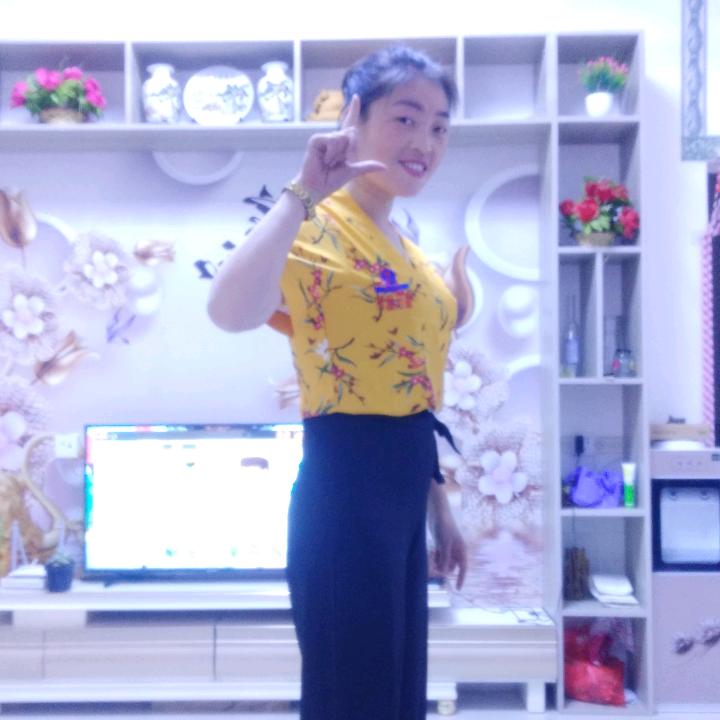 张小菊