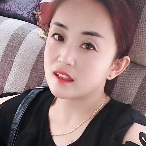 开卡车的燕姐