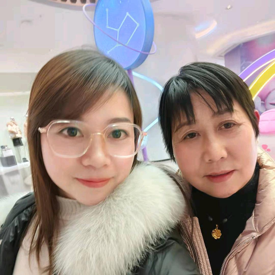 人不累。心累。蒋老妹。