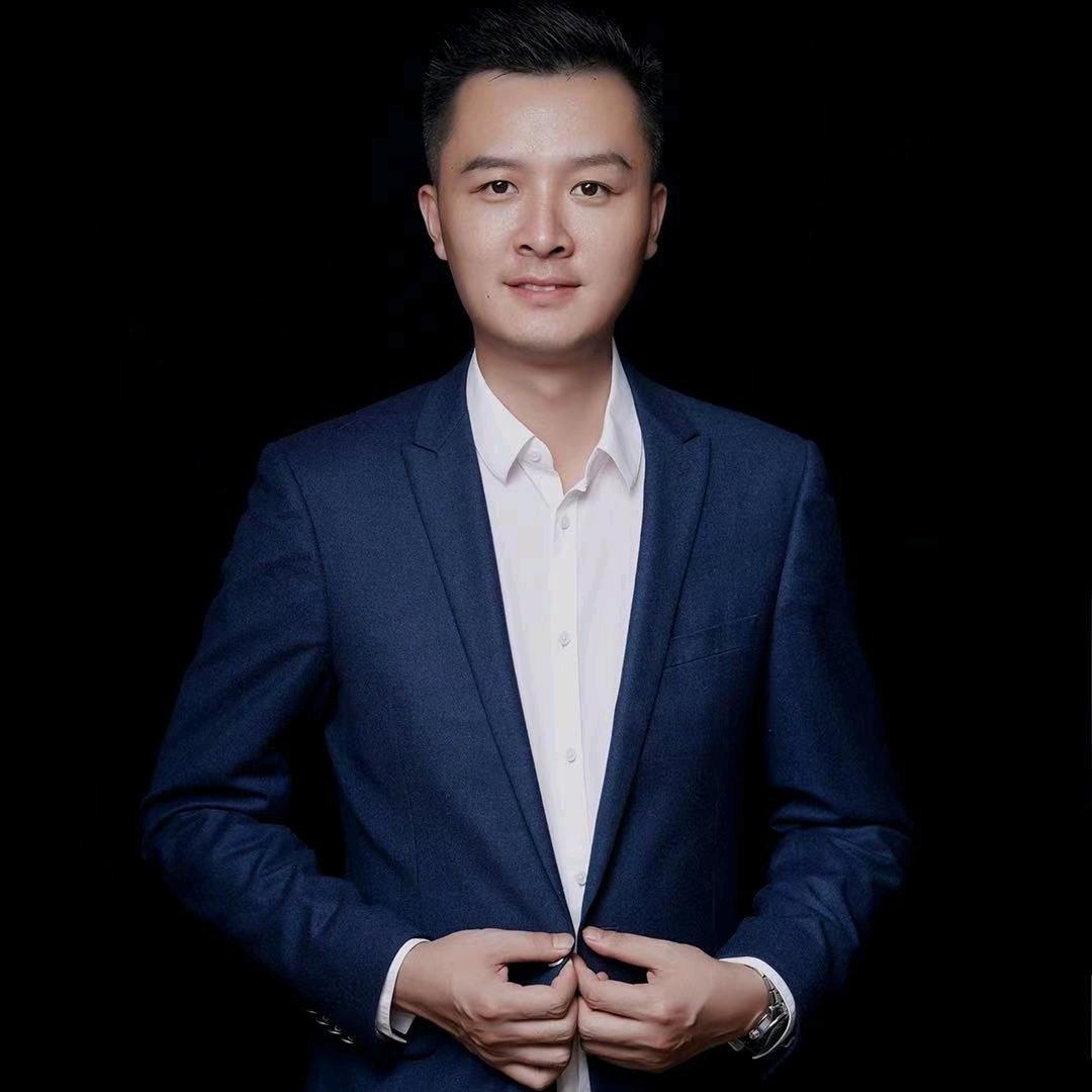艾红象艾灸创始人喜哥