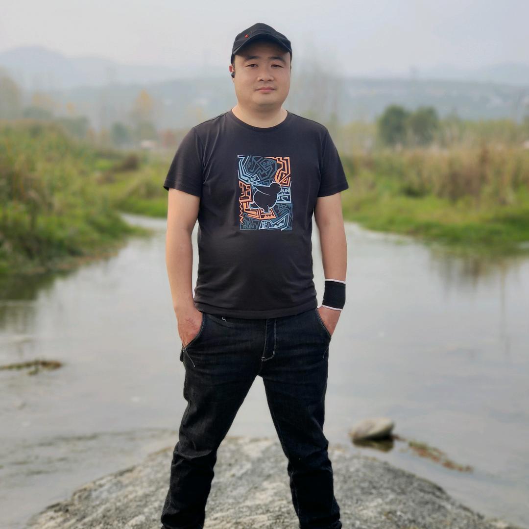 光头老三