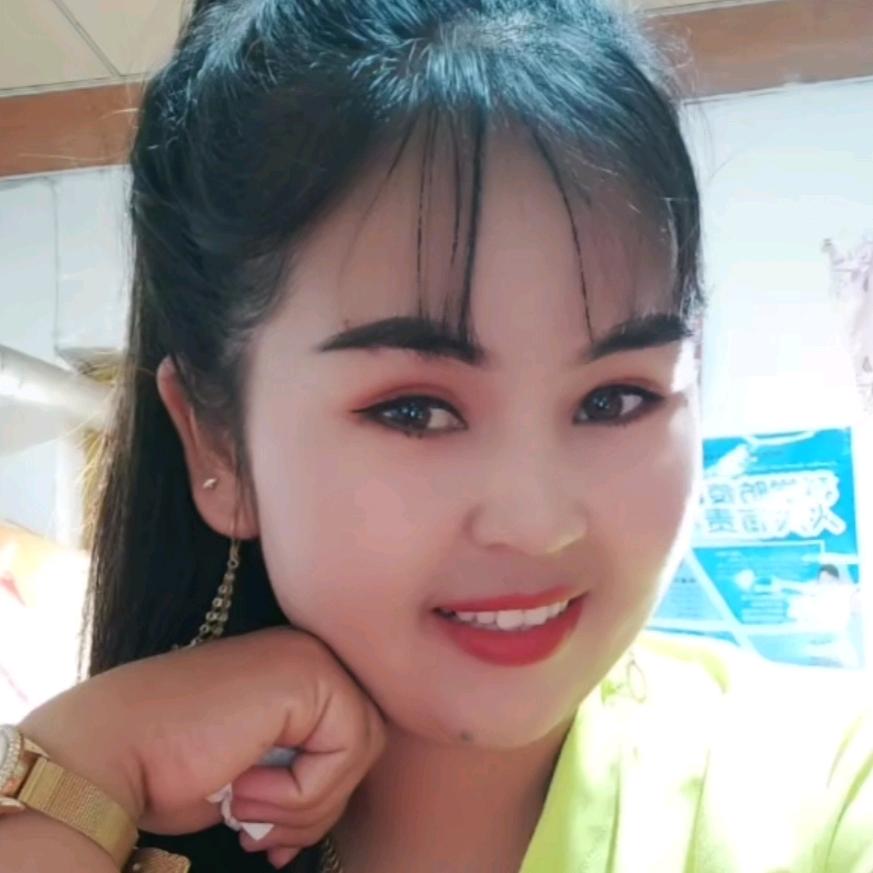 热娜...... 👩‍❤️‍👨