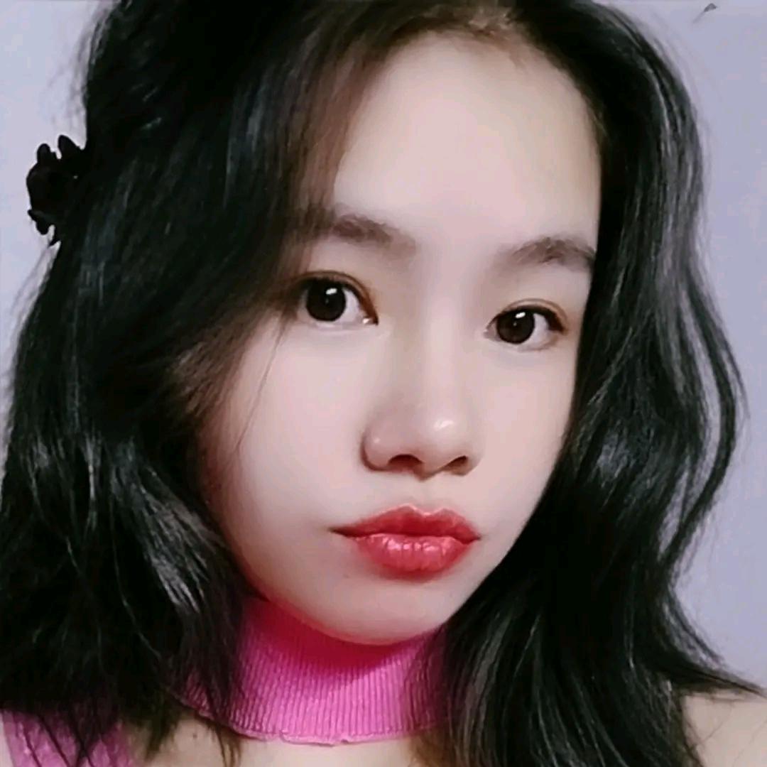 小丽。