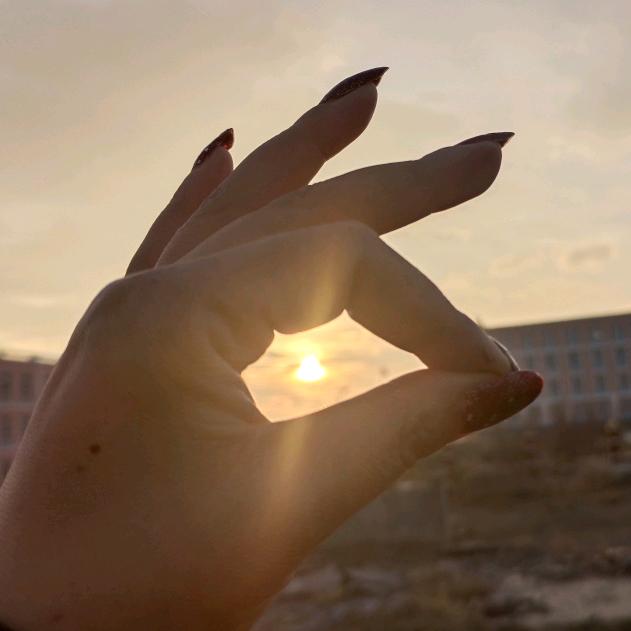 和什托洛盖(得力文具）