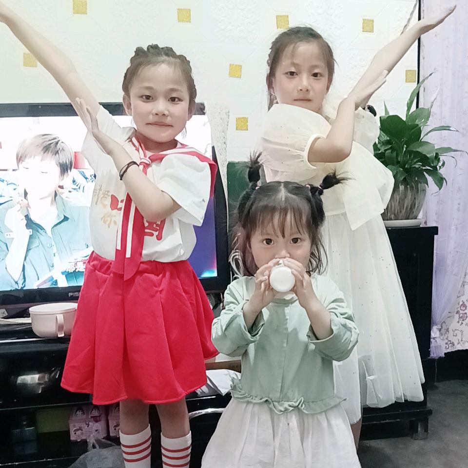 小谢《》马诗晗