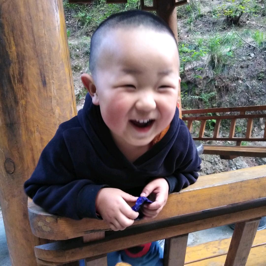 张梓楠他爹