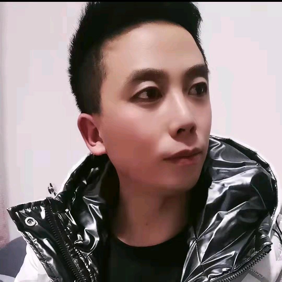 杨勋