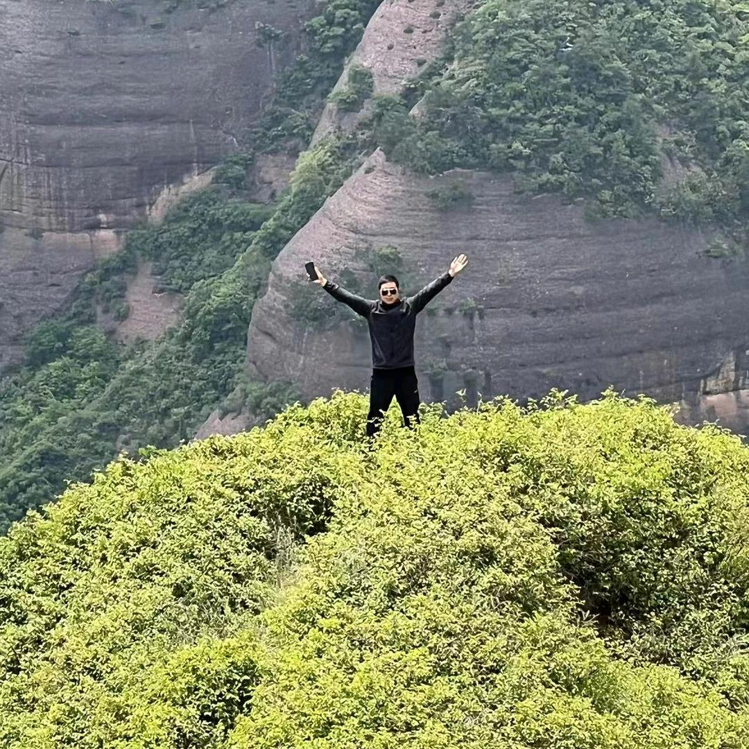 漆驰男儿