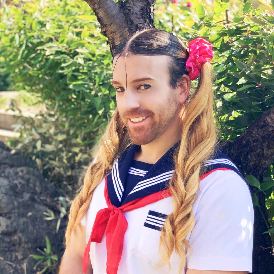 金刚芭比Ladybeard@抖音