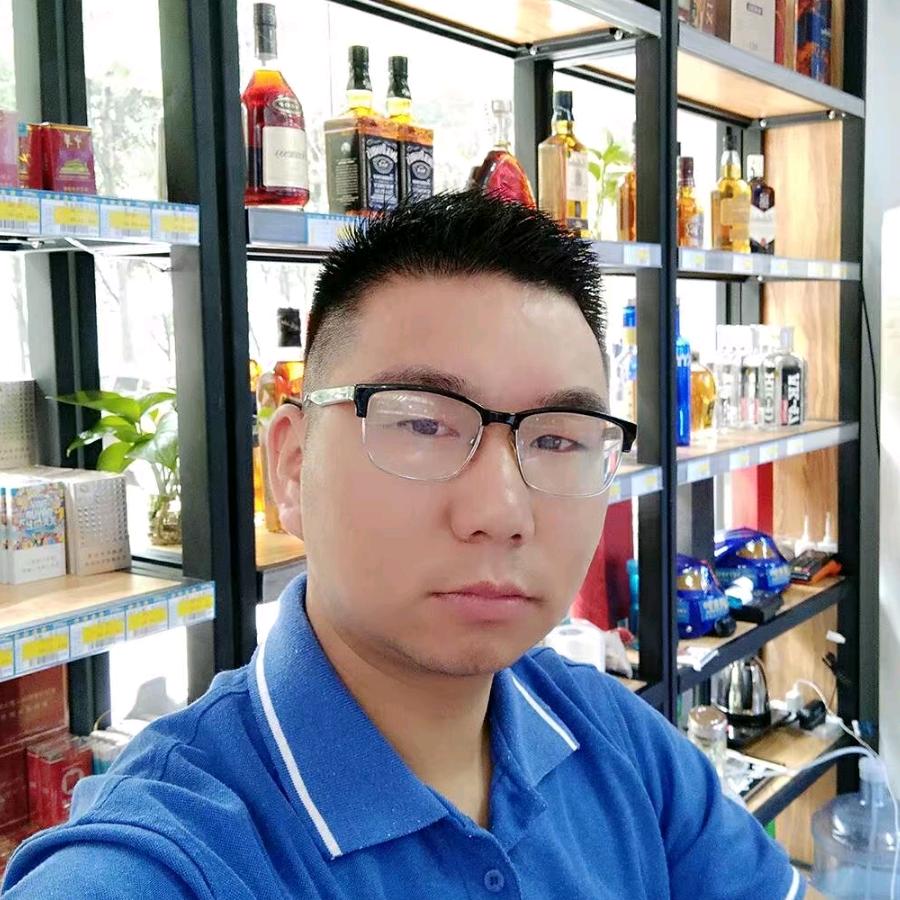 不务正业的老魏
