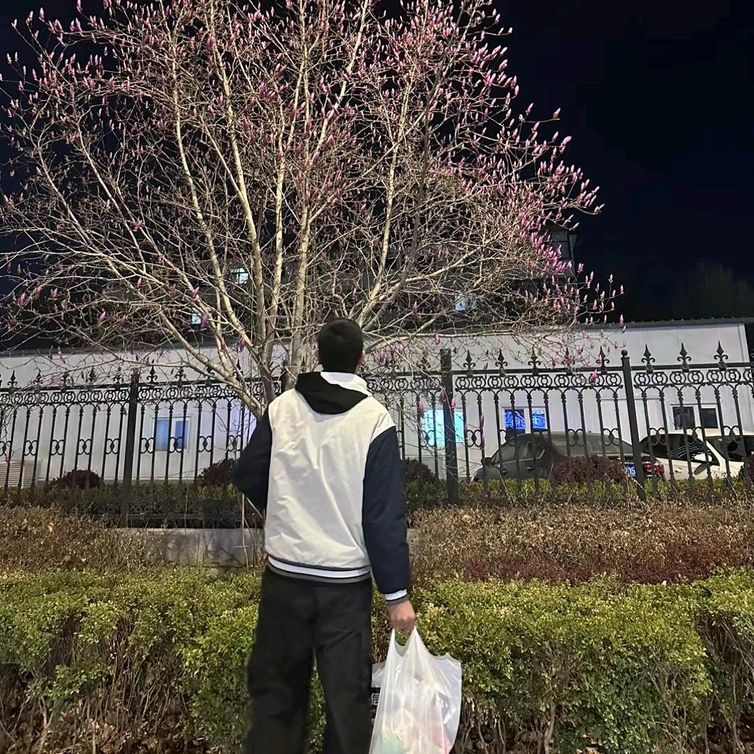 小张和小王