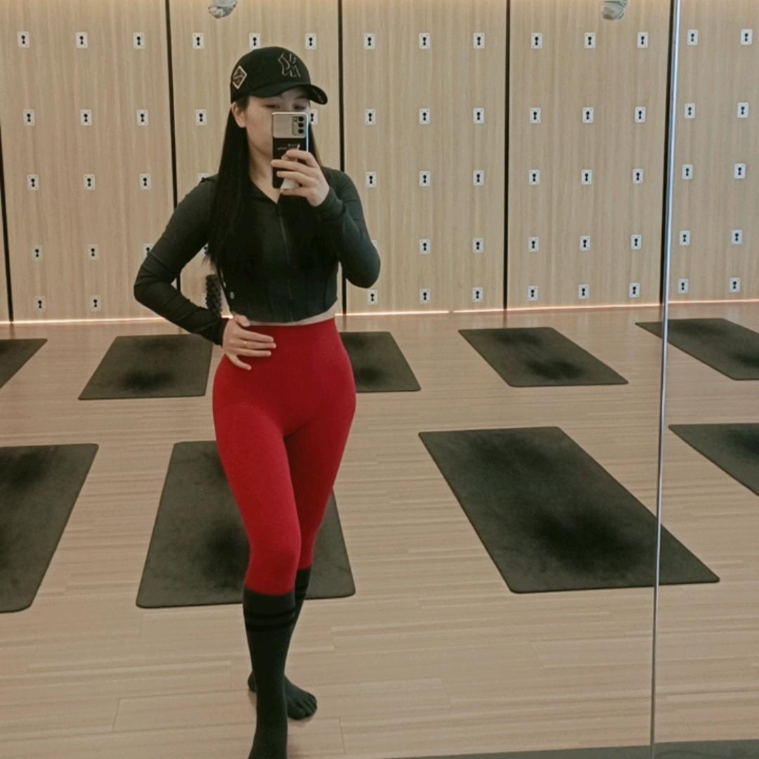 Aya~梵滒瑜伽~普拉提