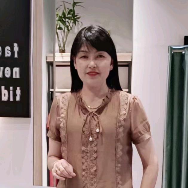 秋水丽莎女装(凤阳楼东街店)