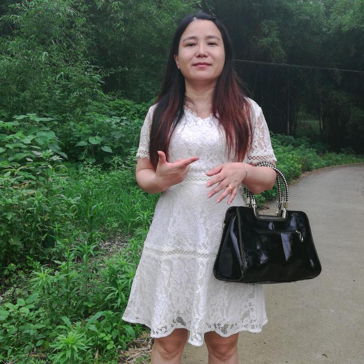 红艳艳