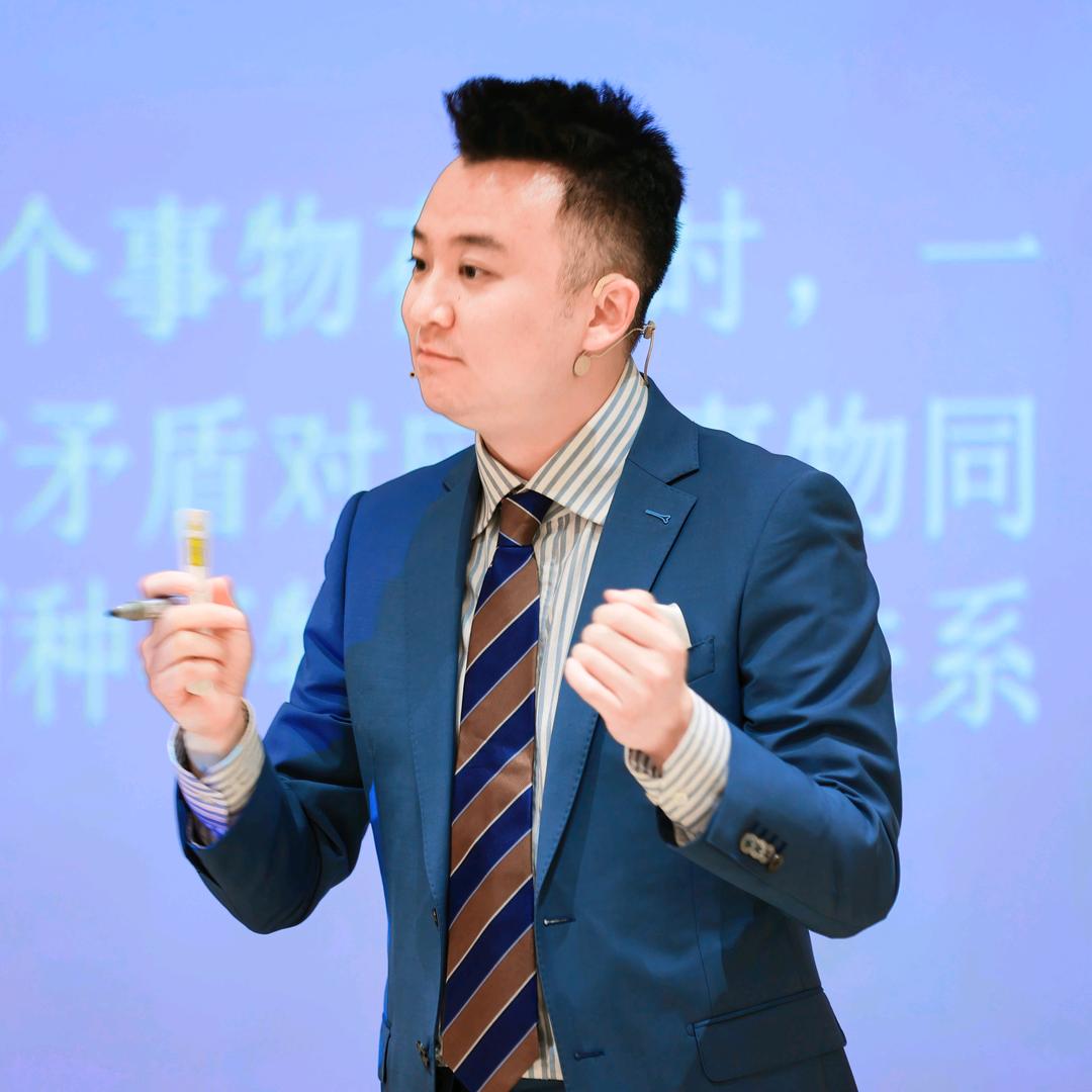 胡量诚