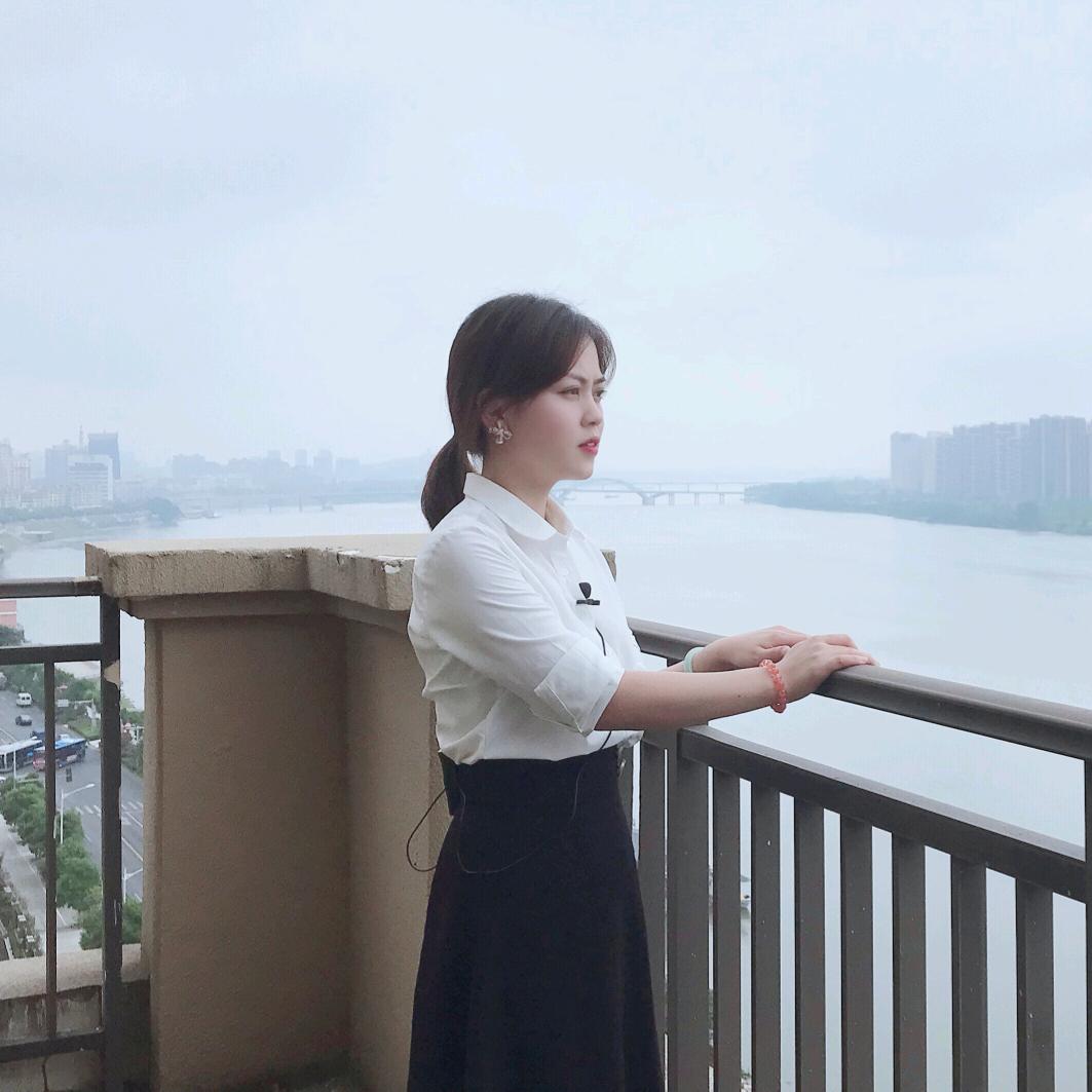 金果果的《房东在线》