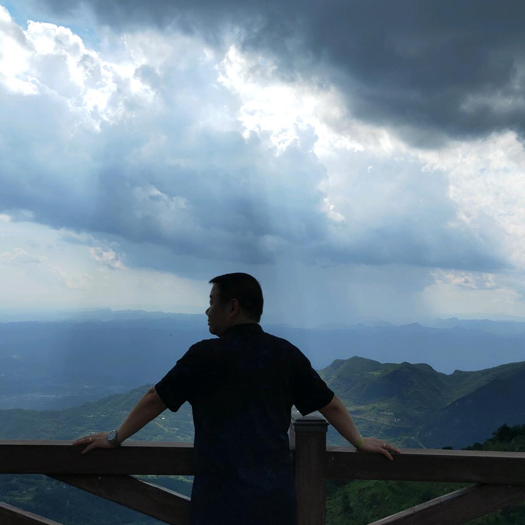 会飞的鱼(*´I`*)