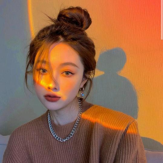 杨淇媗