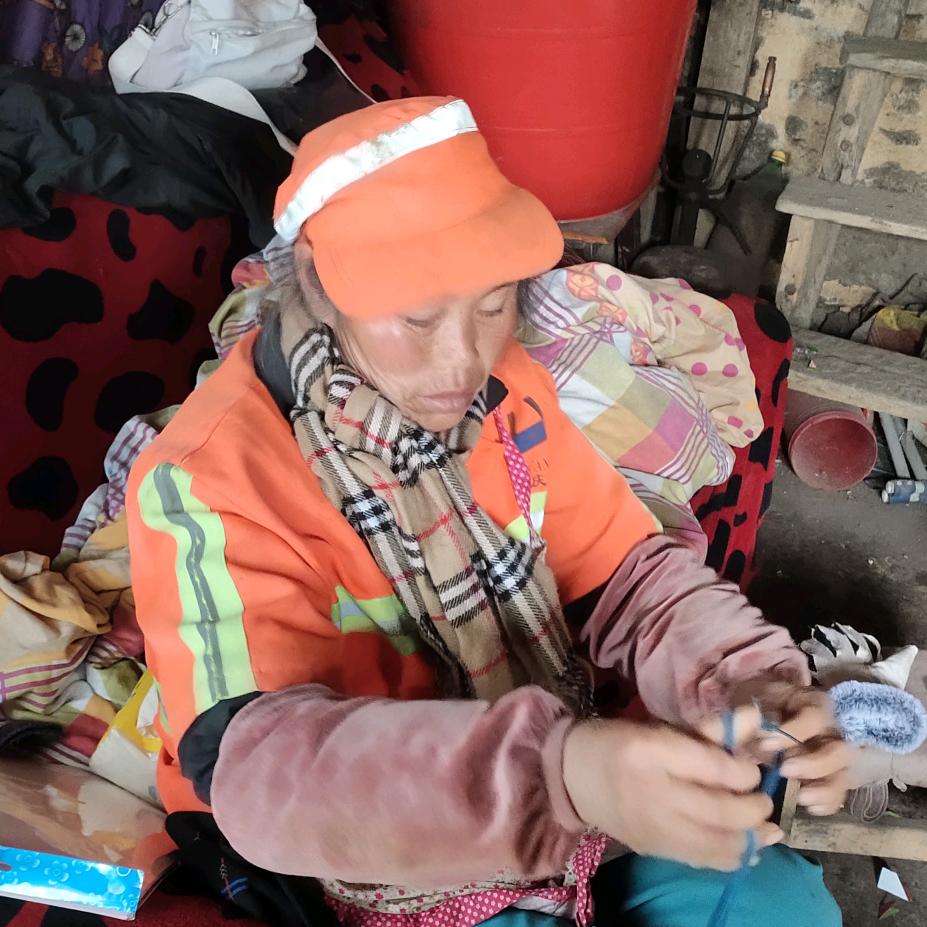 60岁离职的环卫妈妈