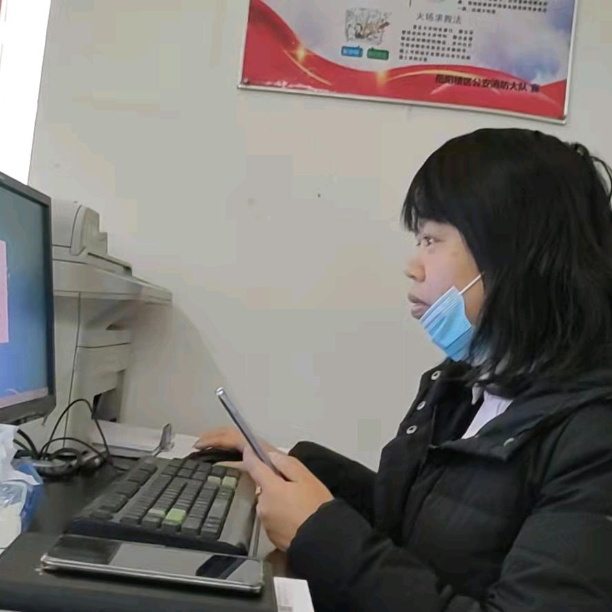 邓利华