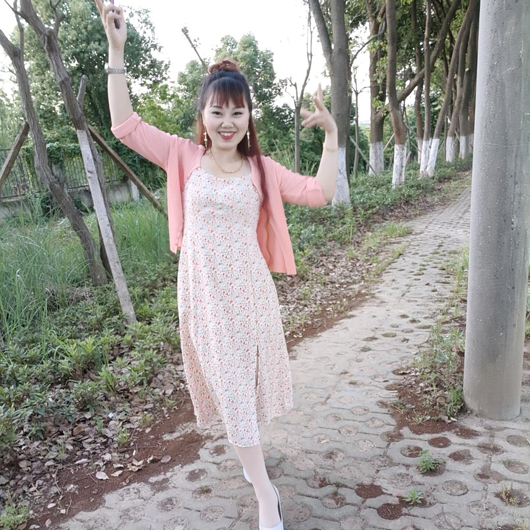 承包混凝土小姐姐