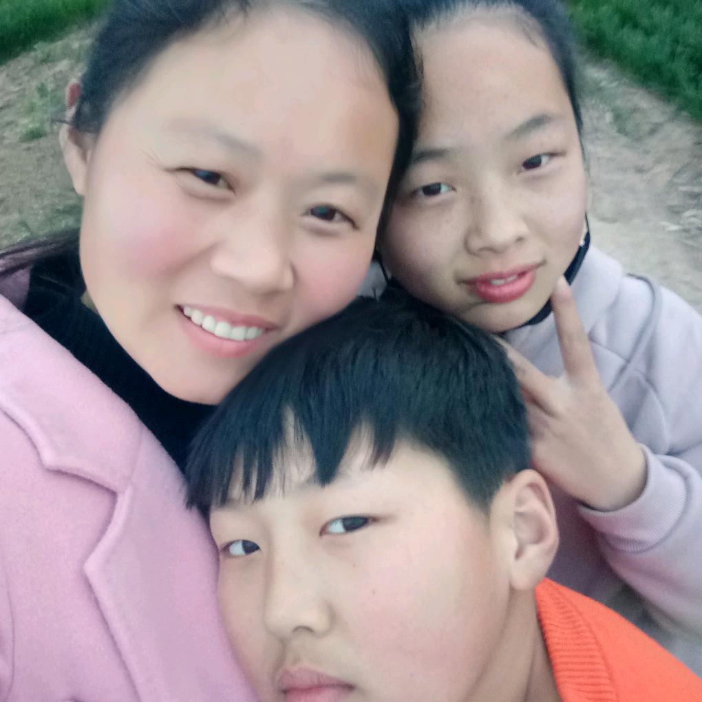 李丽