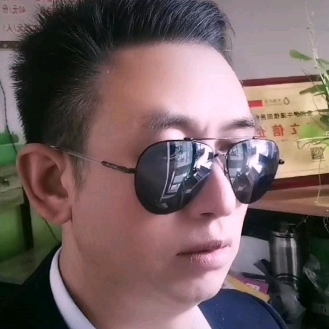 伊牛滋佳