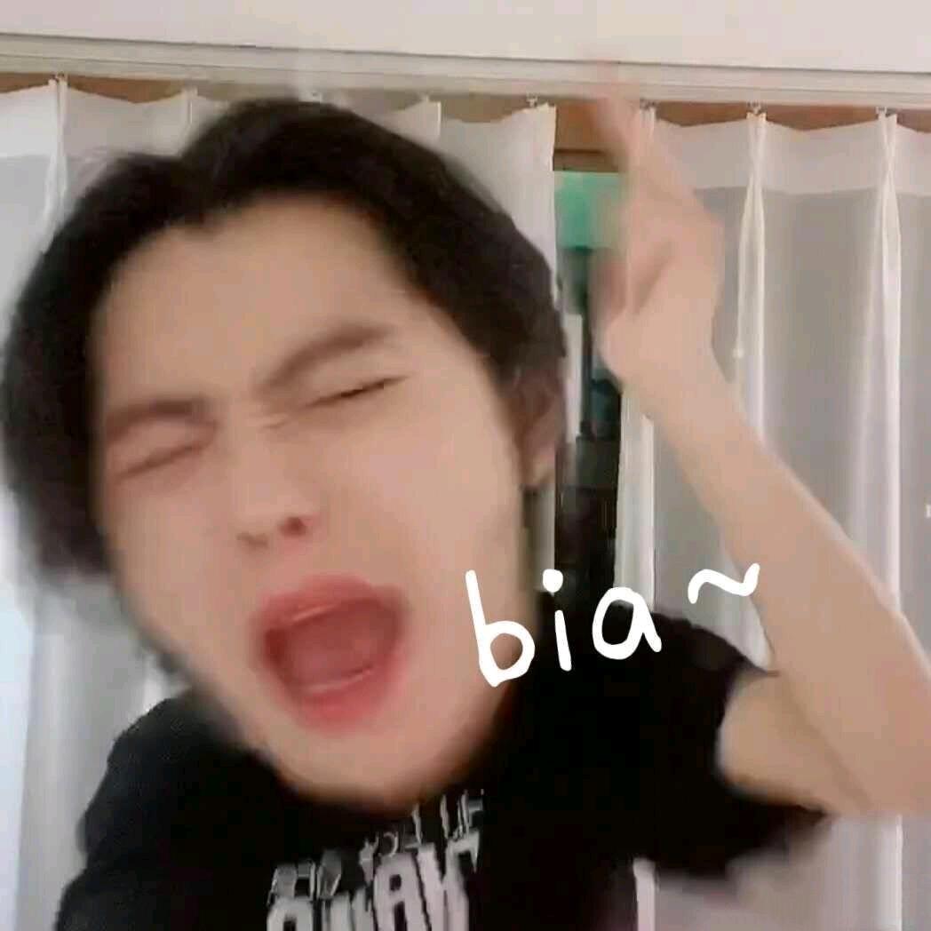 吃鱼粮的猫