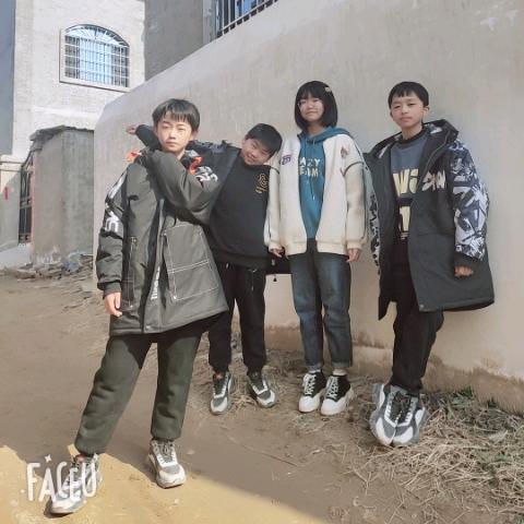晓璐，4个孩的妈妈