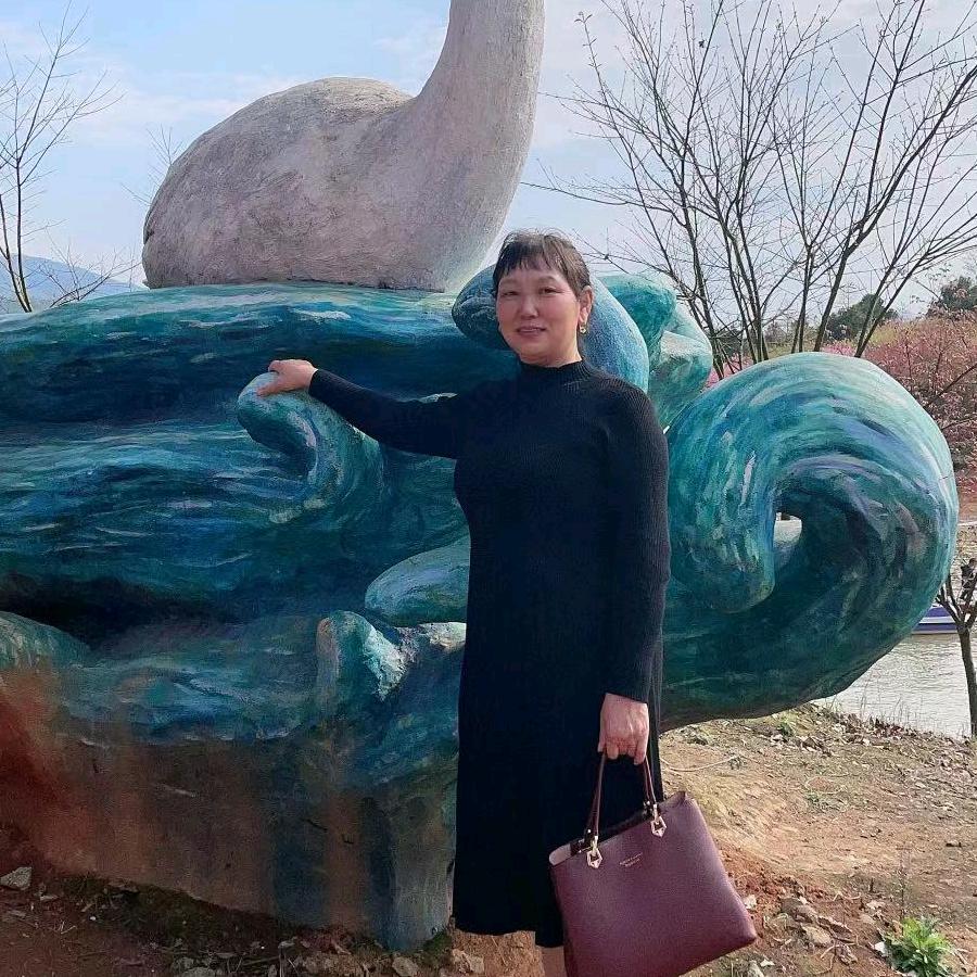 朱女士
