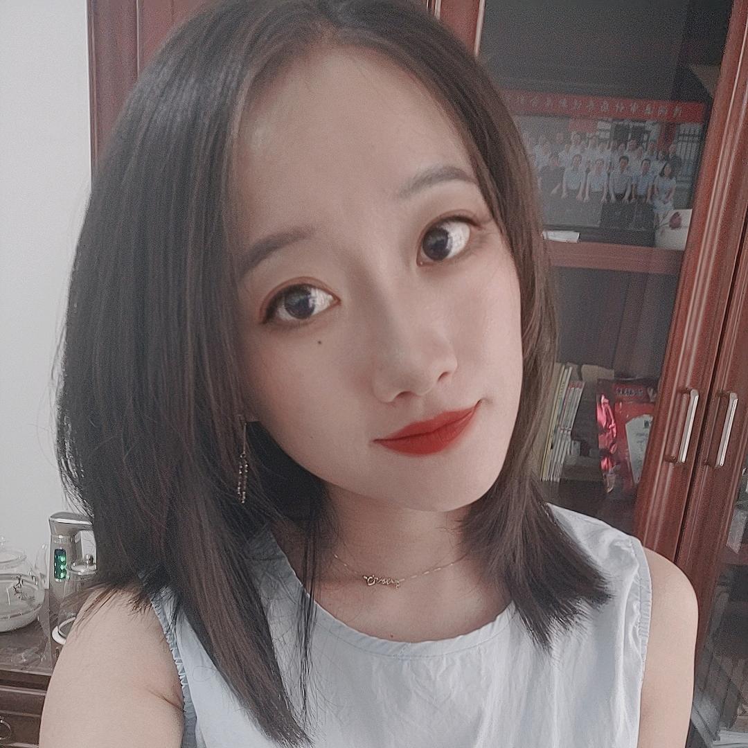 🔱 家有两个小跟班